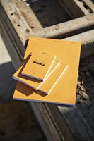 Bloc Rhodia A5 ligné + marge 80 feuilles 80g orange-2