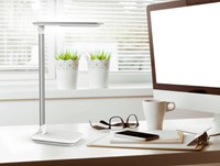 Bureau de lampe MAULjazzy LED intensité réglable + port USB blanc-1